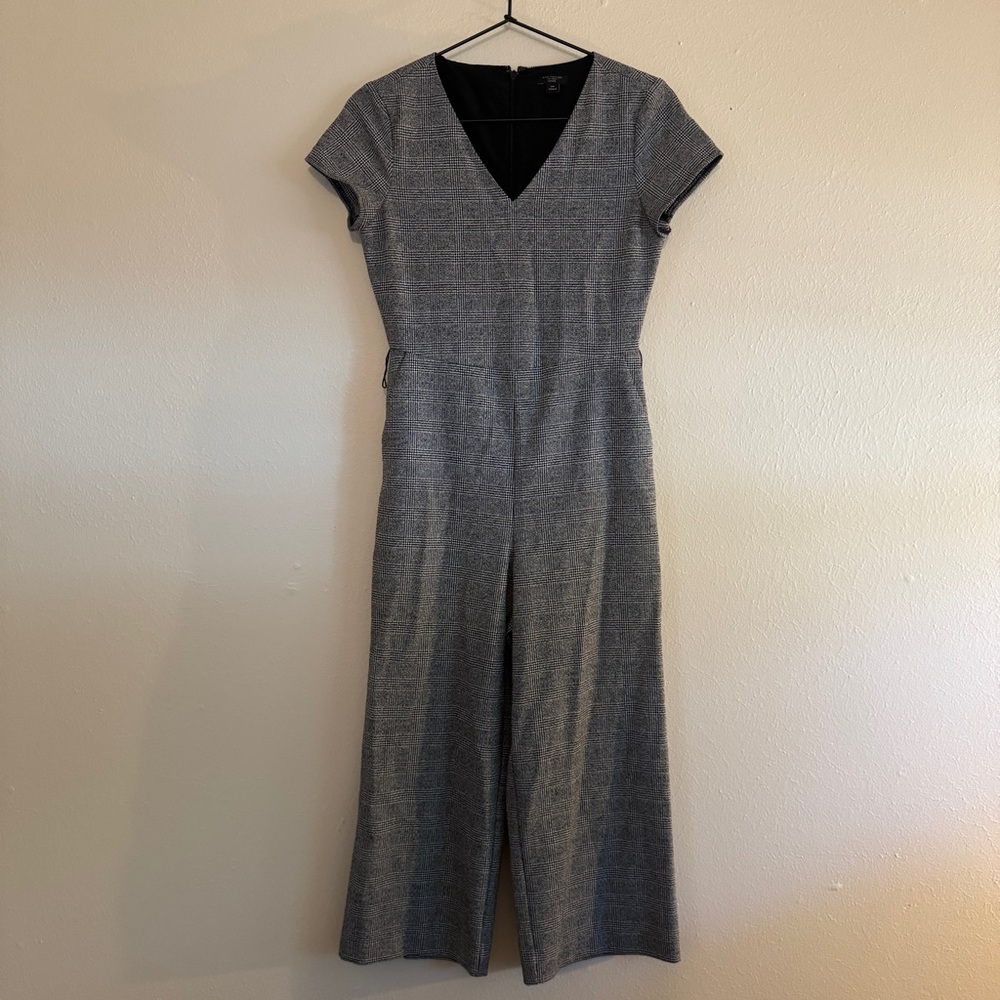 Ann Taylor Gray Jumpsuit with V-Neck and Wide Leg